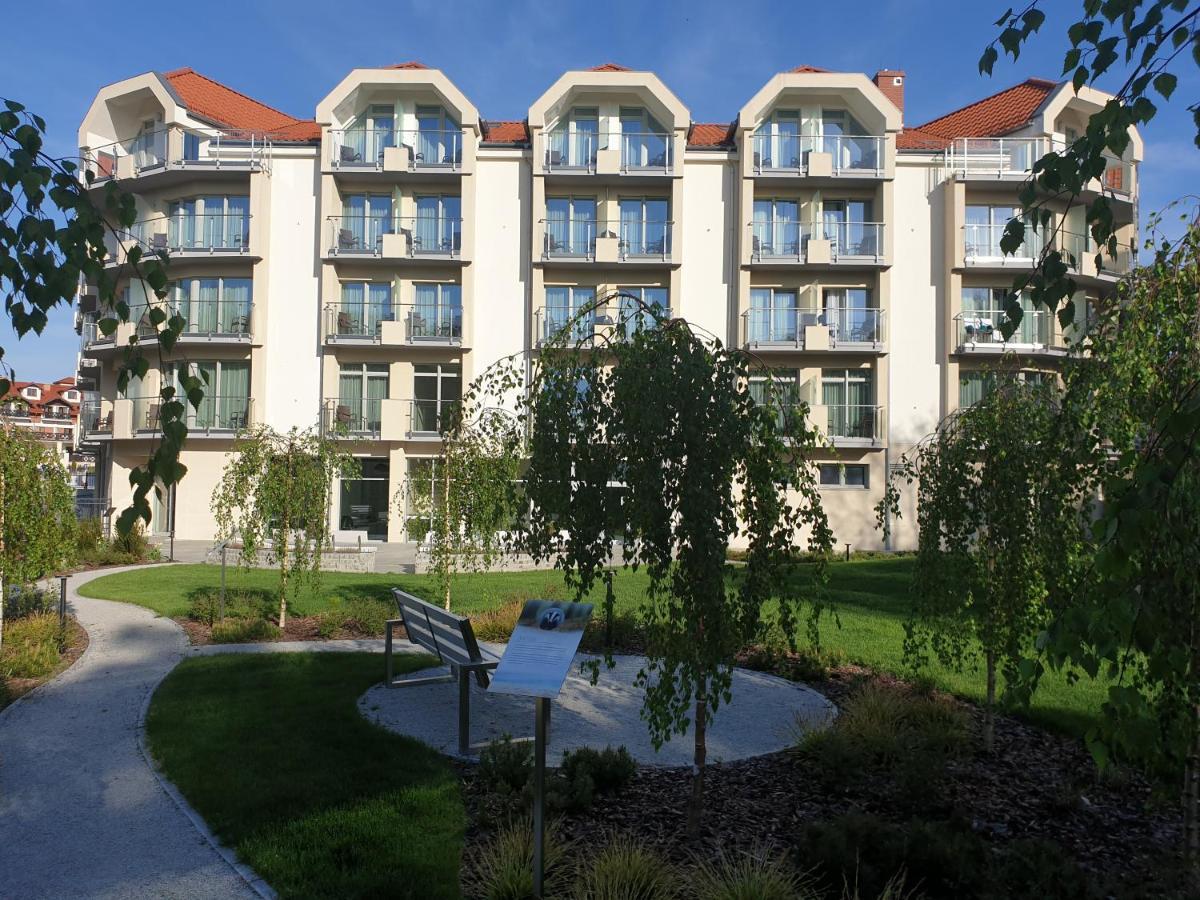 Hotel White Krynica Morska Exterior foto